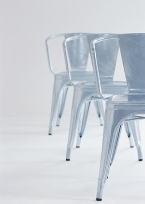 東京で見つける！思い出を再生する家具リメイクのアイデアと実践ガイド